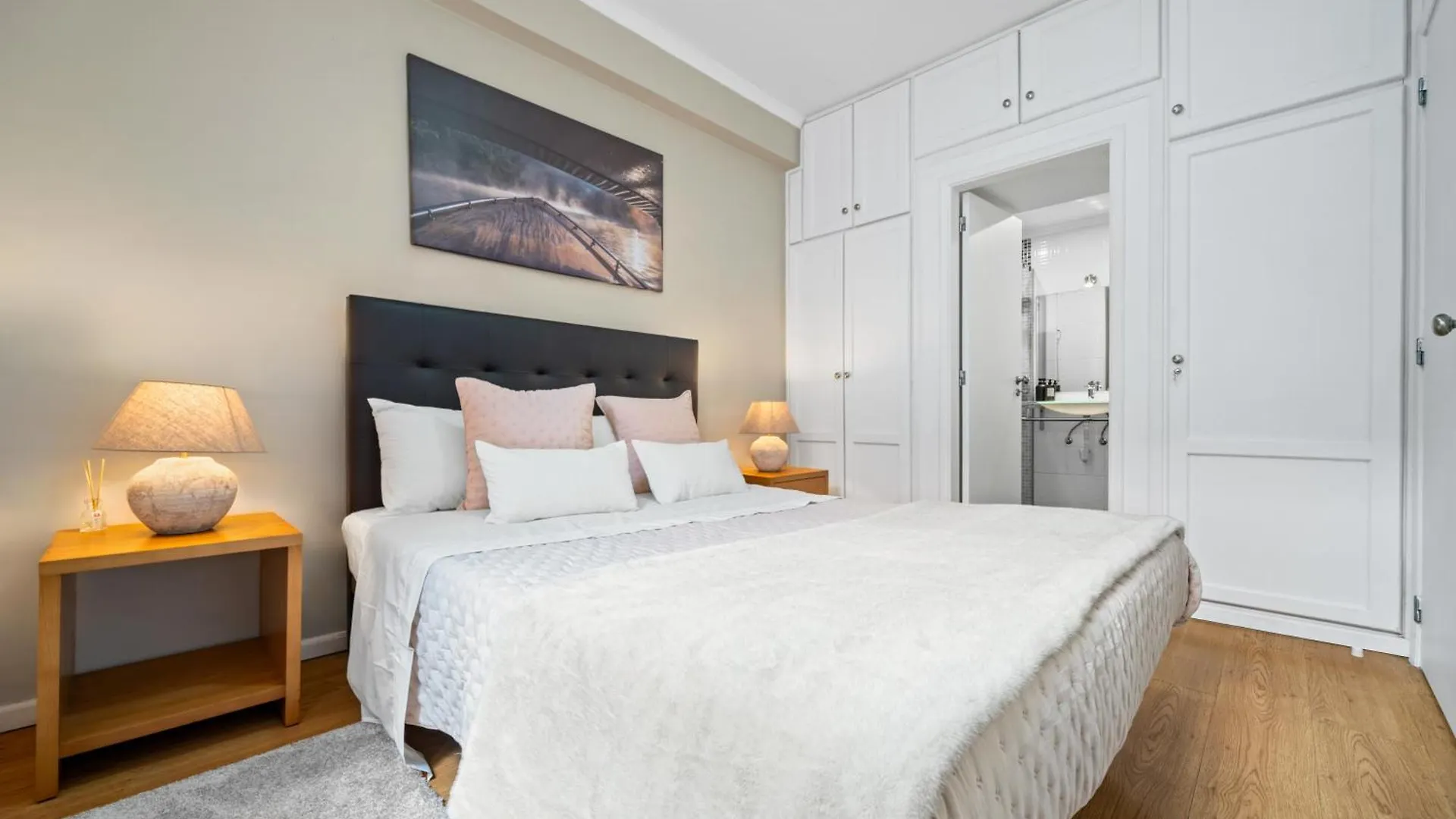 Cozy City Center Apartment Φουνκάλ